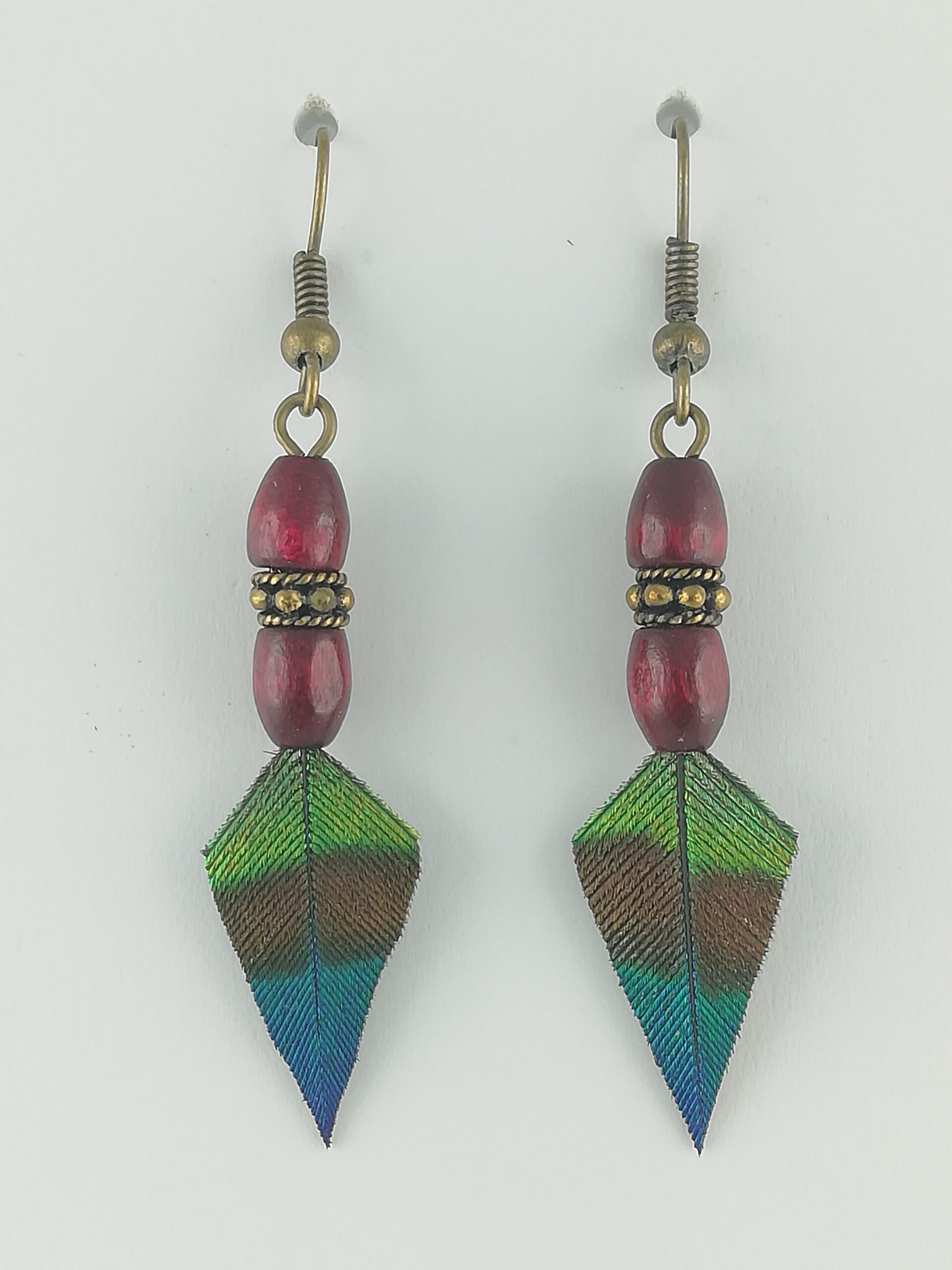 Boucles d’oreilles en plumes de paon