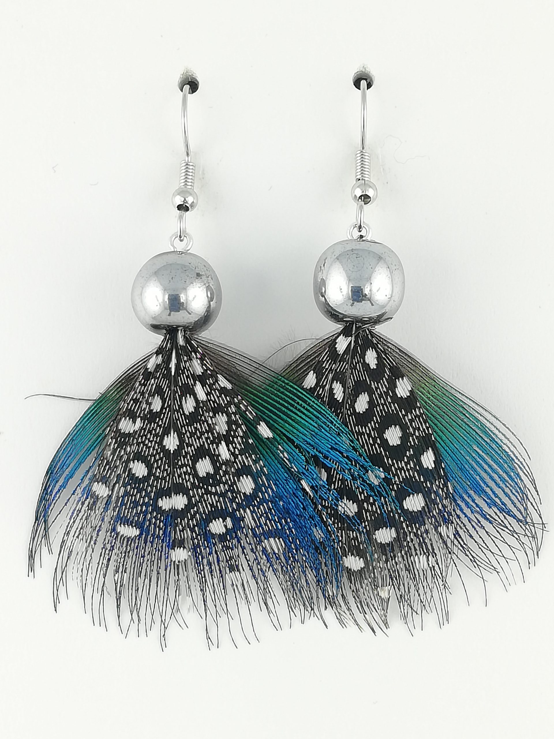 Boucles d'oreilles en plumes de paon et plumes de pintade