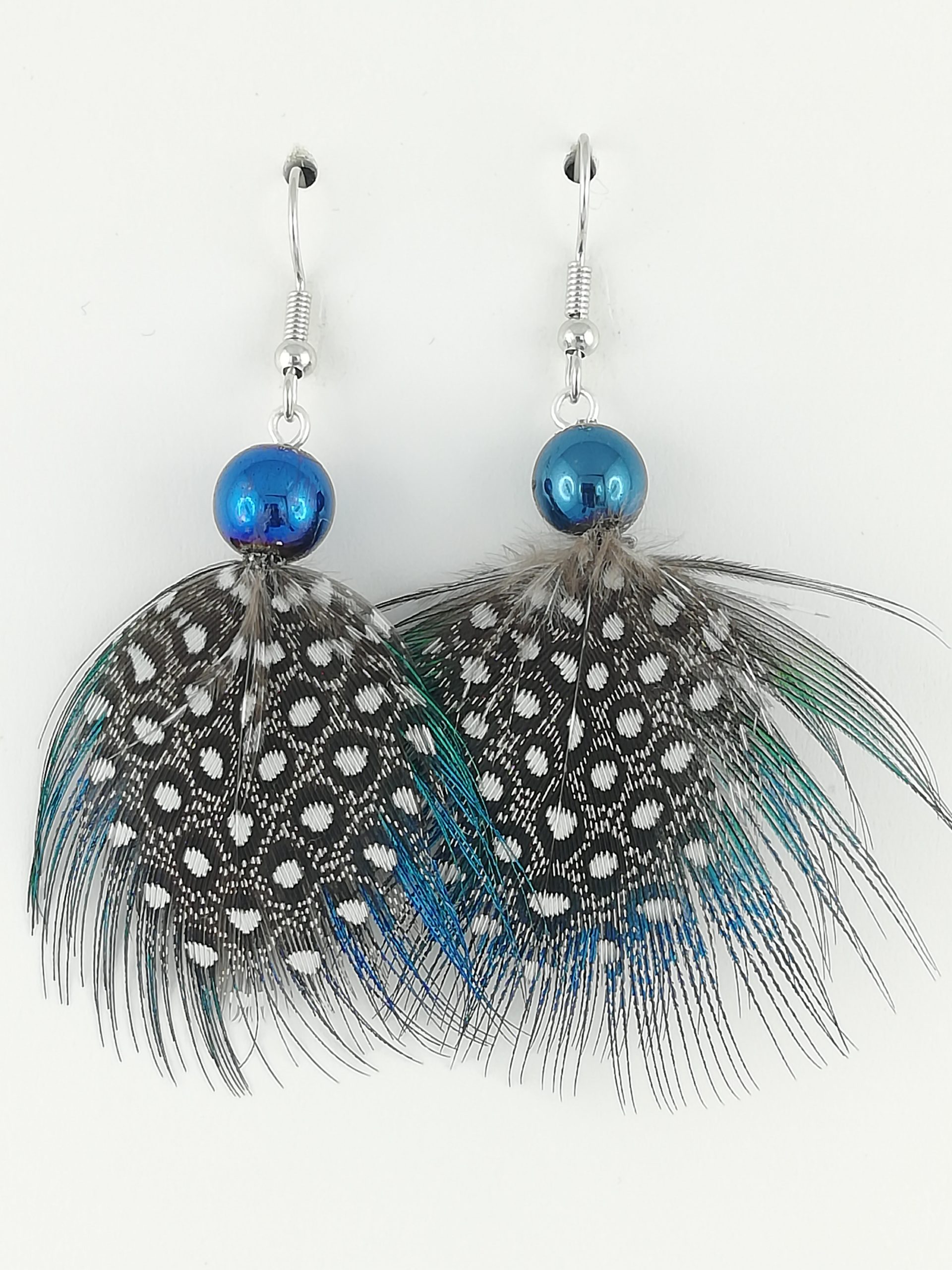 Boucles d'oreilles en plumes de paon et plumes de pintade