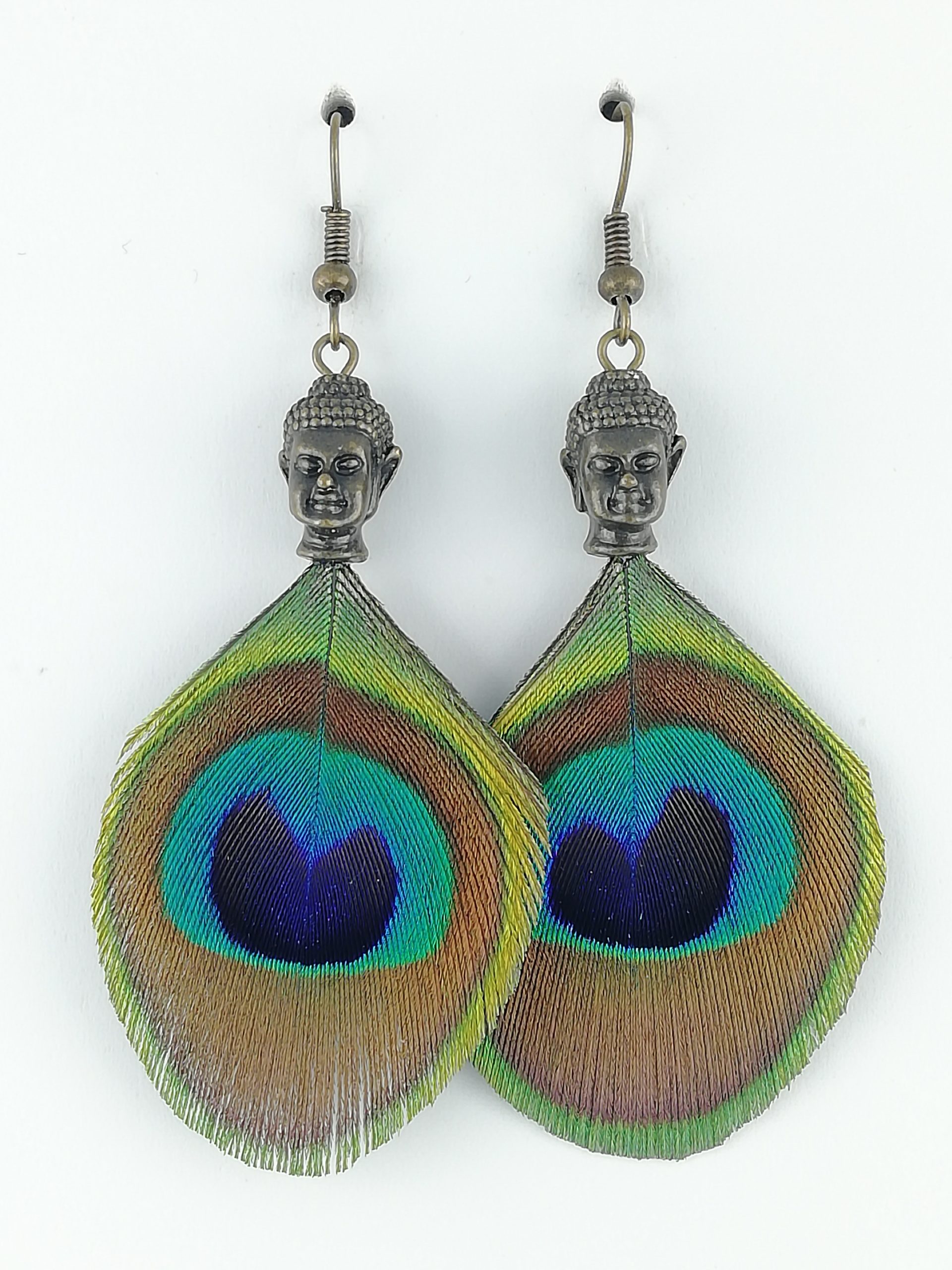 Boucles d'oreilles en plumes de paon et Boudha