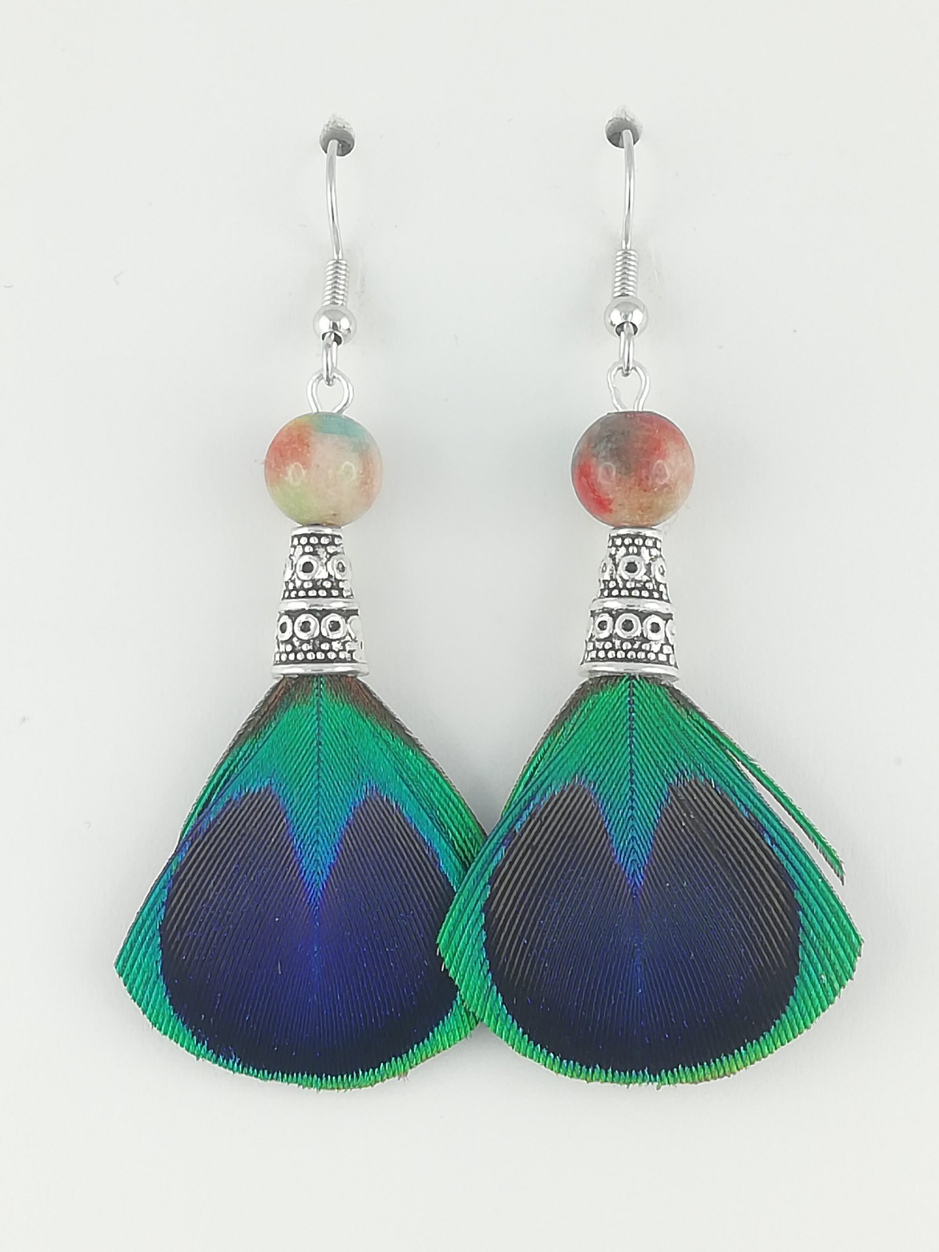 Boucles d'oreilles coeurs en plumes de paon